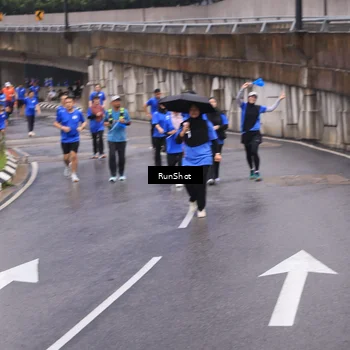Runner Photo 7942539