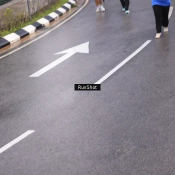 Runner Photo 7942549