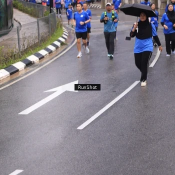 Runner Photo 7942552