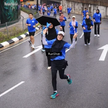 Runner Photo 7942584