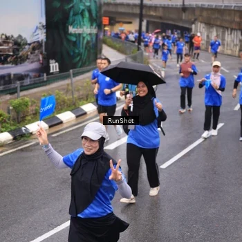 Runner Photo 7942589