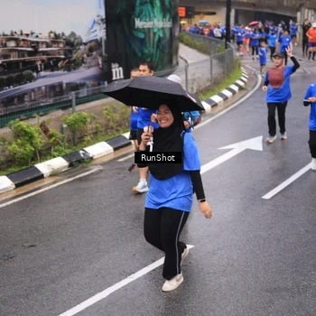 Runner Photo 7942598