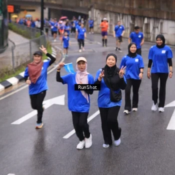 Runner Photo 7942610