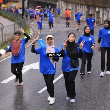 Runner Photo 7942613
