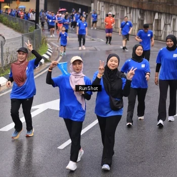 Runner Photo 7942614