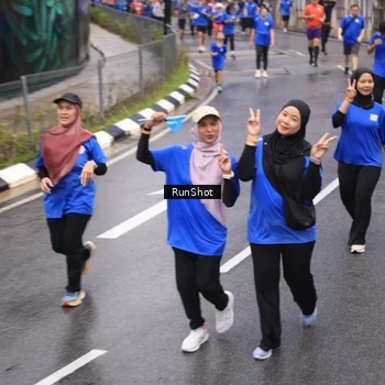 Runner Photo 7942622
