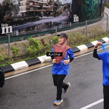Runner Photo 7942627