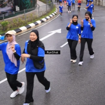 Runner Photo 7942636