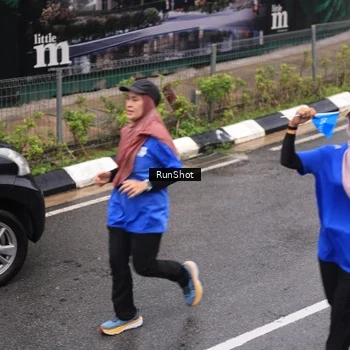 Runner Photo 7942640