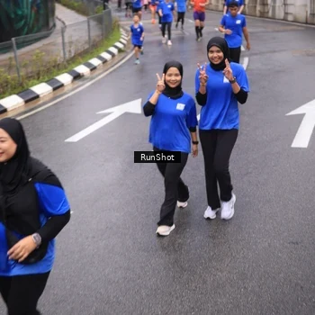 Runner Photo 7942641