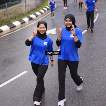 Runner Photo 7942648