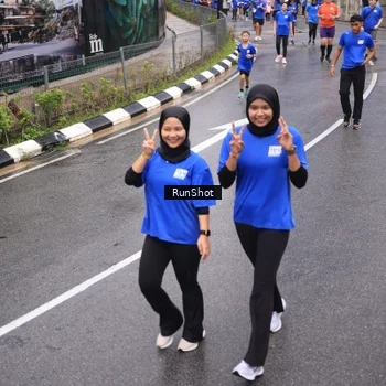 Runner Photo 7942653