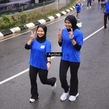 Runner Photo 7942656