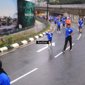 Runner Photo 7942665