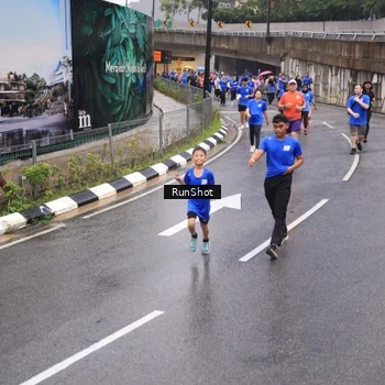 Runner Photo 7942674
