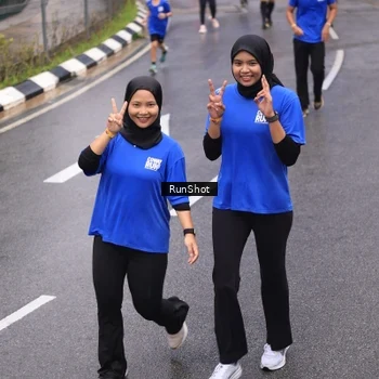 Runner Photo 7942692