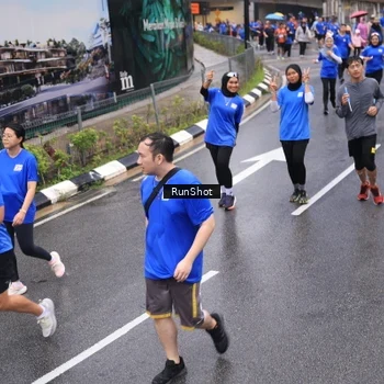 Runner Photo 7942701