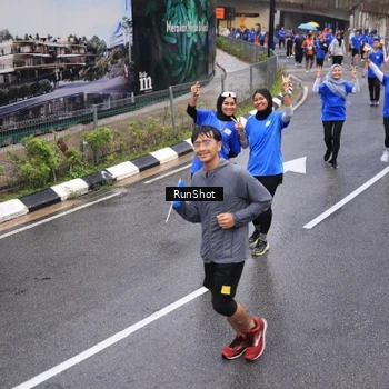 Runner Photo 7942713