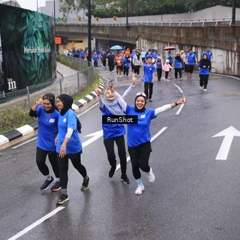 Runner Photo 7942727