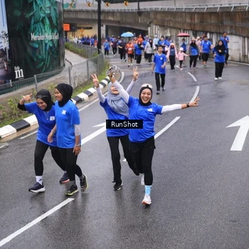 Runner Photo 7942728