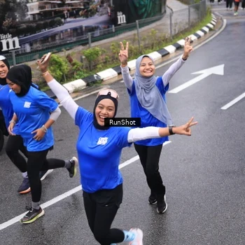Runner Photo 7942745