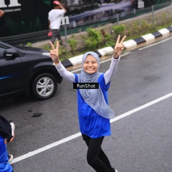 Runner Photo 7942749