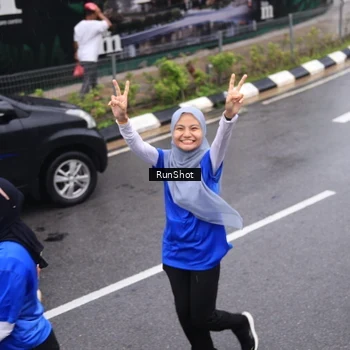 Runner Photo 7942763
