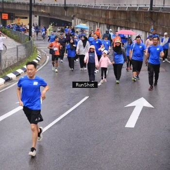 Runner Photo 7942778