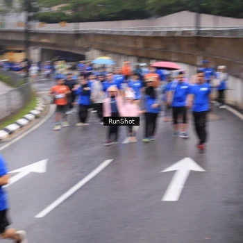 Runner Photo 7942781