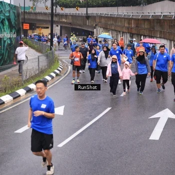 Runner Photo 7942783