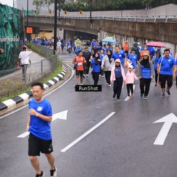 Runner Photo 7942784
