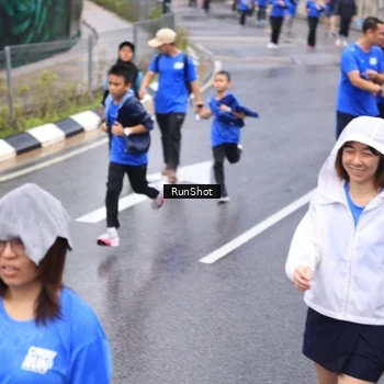Runner Photo 7942787