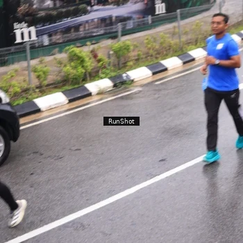 Runner Photo 7942790
