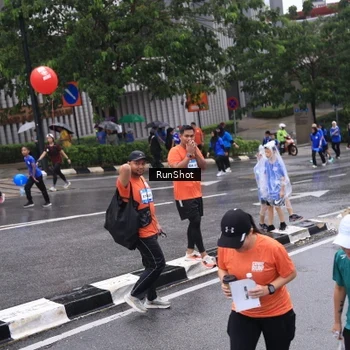 Runner Photo 7942800