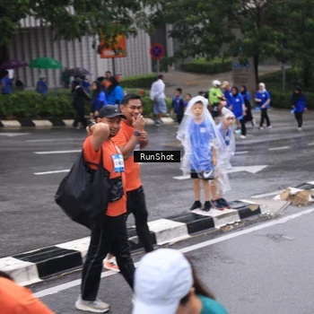 Runner Photo 7942804