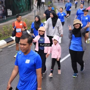 Runner Photo 7942821