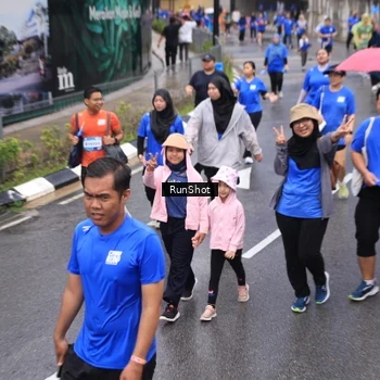 Runner Photo 7942822