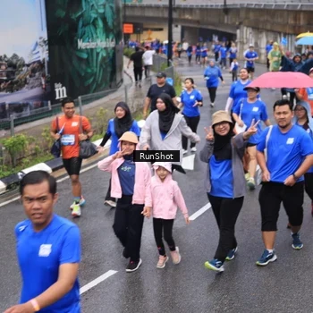 Runner Photo 7942826