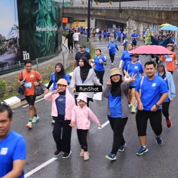 Runner Photo 7942827