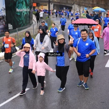 Runner Photo 7942828