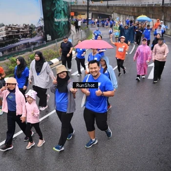 Runner Photo 7942844