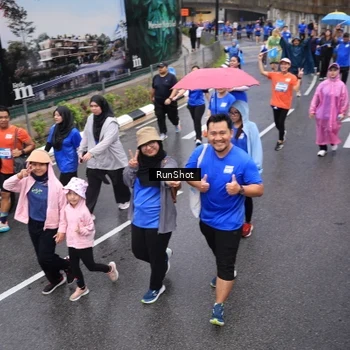 Runner Photo 7942848