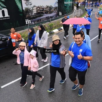 Runner Photo 7942852