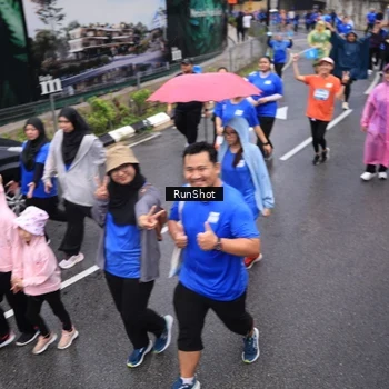 Runner Photo 7942853