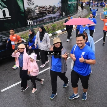 Runner Photo 7942855