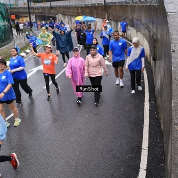 Runner Photo 7942863