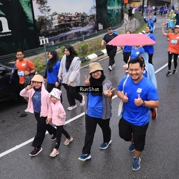 Runner Photo 7942864