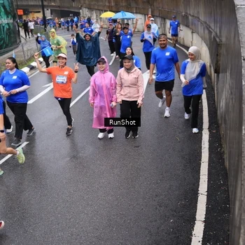 Runner Photo 7942867