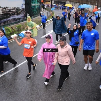 Runner Photo 7942877