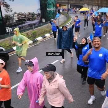 Runner Photo 7942890